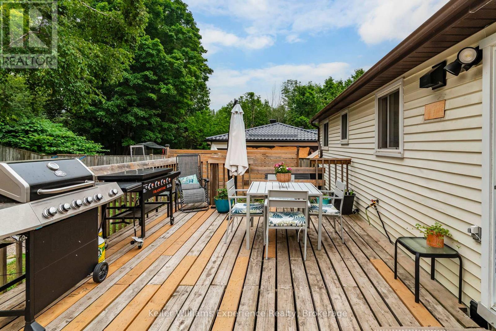 769 PRATT AVENUE - Image 21