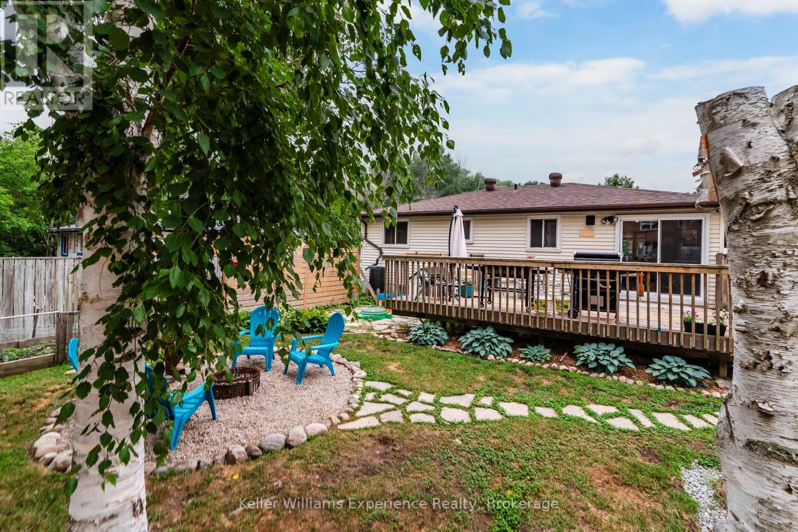 769 PRATT AVENUE - Image 25