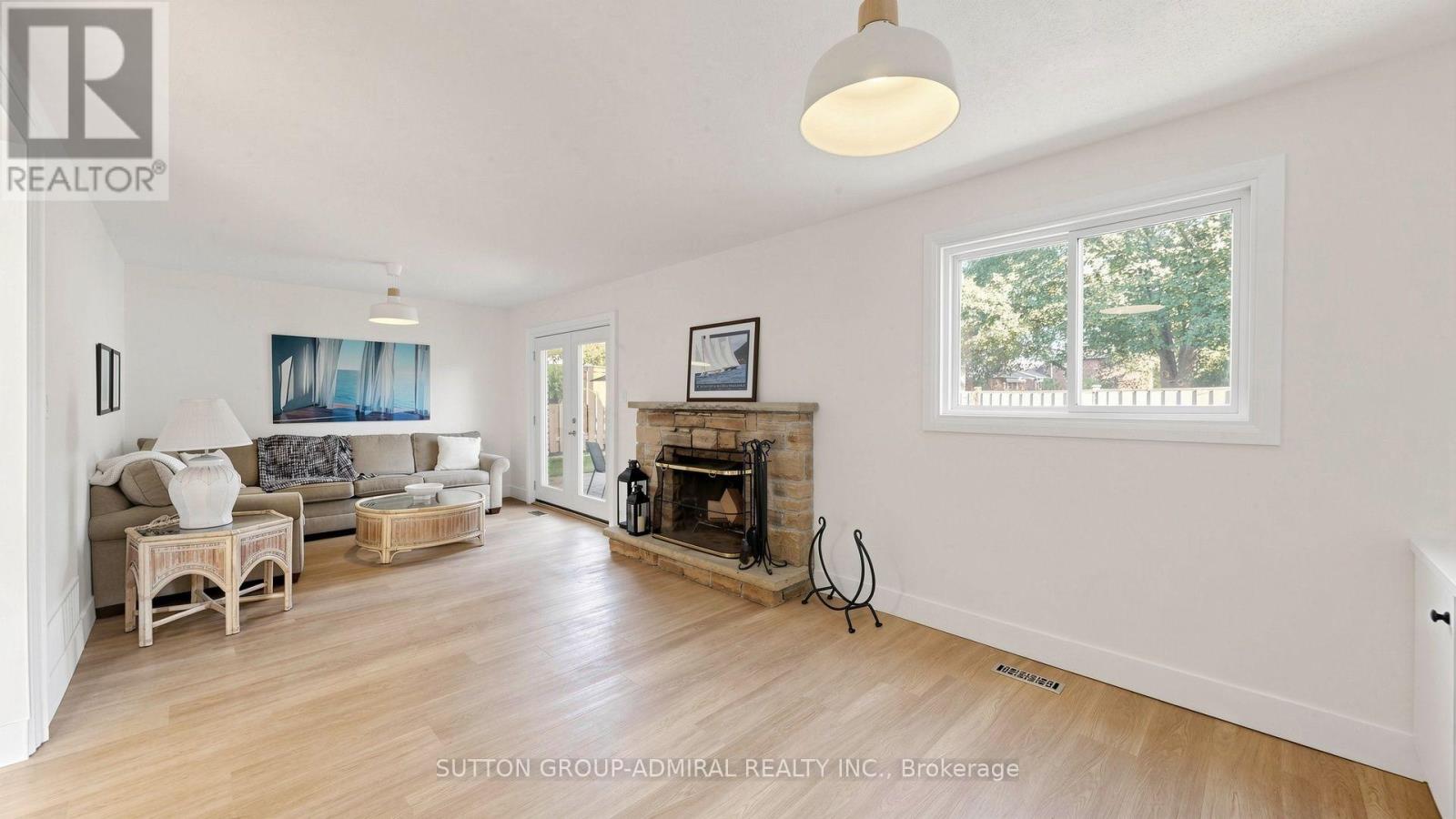 49 STORNOWAY CRESCENT - Image 28