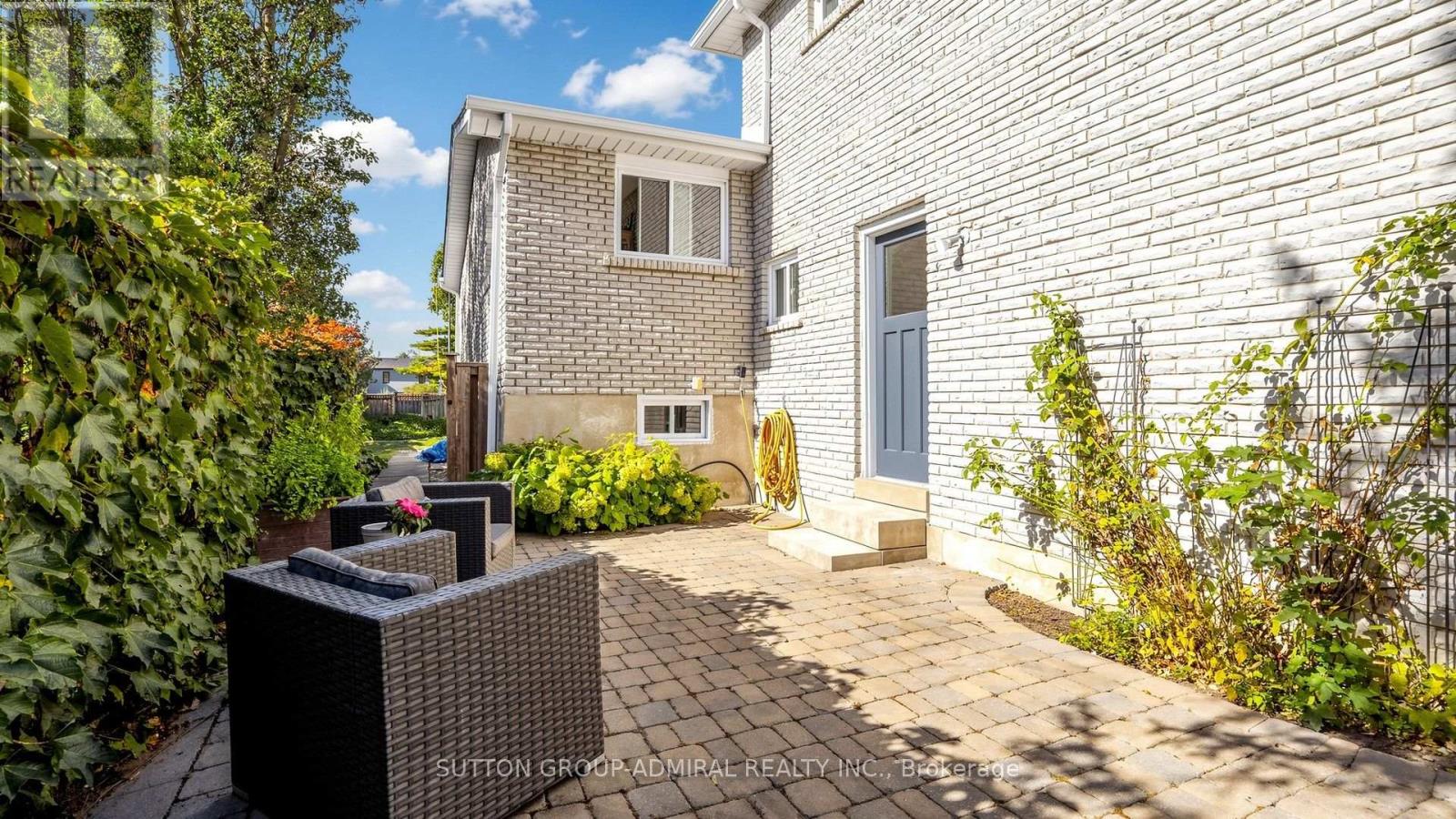 49 STORNOWAY CRESCENT - Image 46