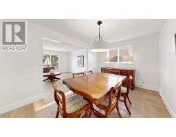 Family room - 49 Stornoway Crescent, Markham, ON L3T3X8 Photo 7