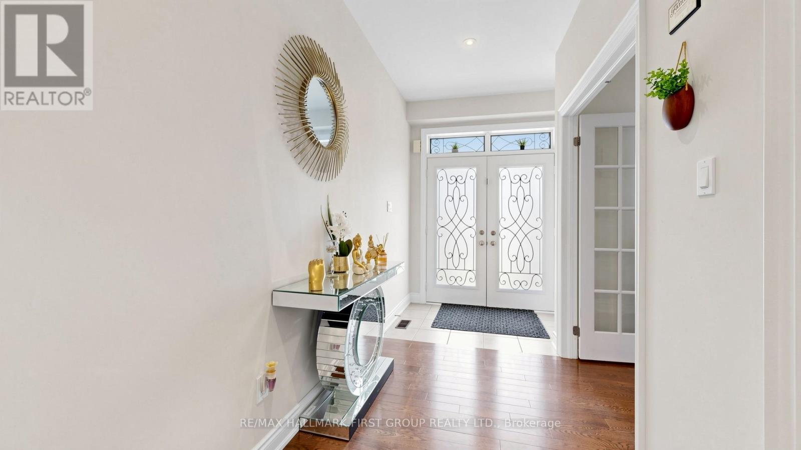 40 HACKETT STREET - Image 16