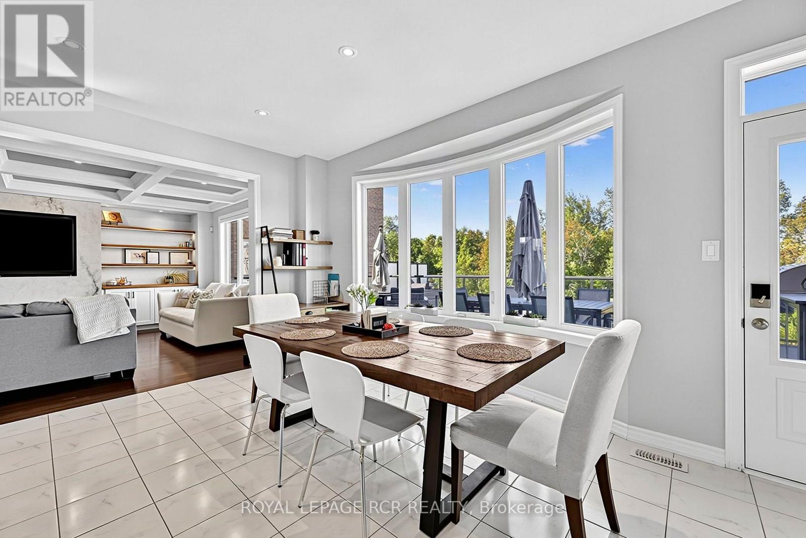 52 HACKETT STREET - 10