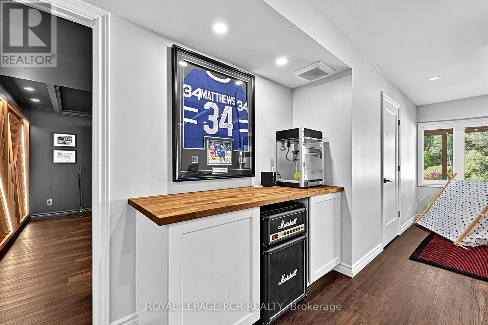 52 HACKETT STREET - 38