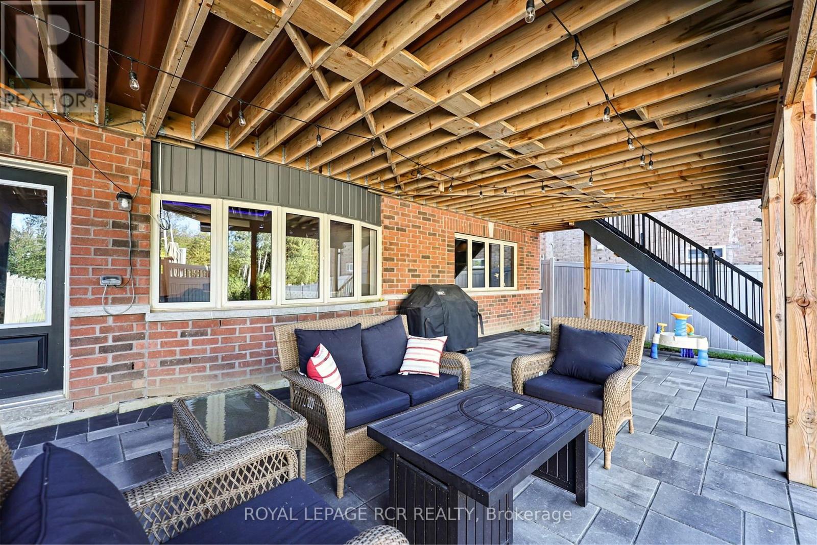 52 HACKETT STREET - Image 47