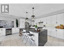 52 Hackett Street, East Gwillimbury, ON L9N0P8 Photo 12
