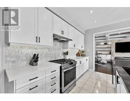52 Hackett Street, East Gwillimbury, ON L9N0P8 Photo 14