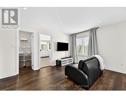 52 Hackett Street, East Gwillimbury, ON L9N0P8 Photo 22