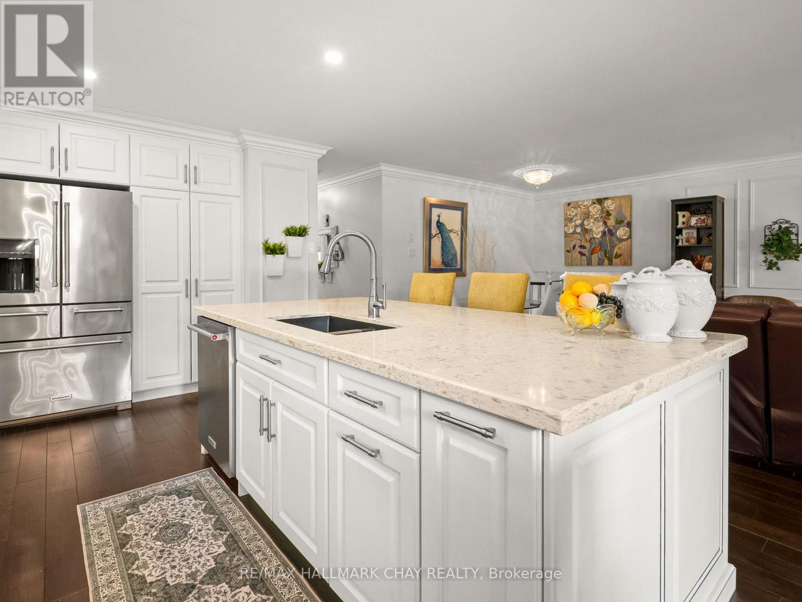 20 DOWNER CRESCENT - Image 19