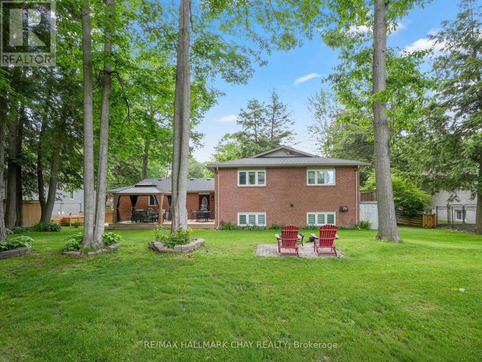 20 DOWNER CRESCENT - Image 42