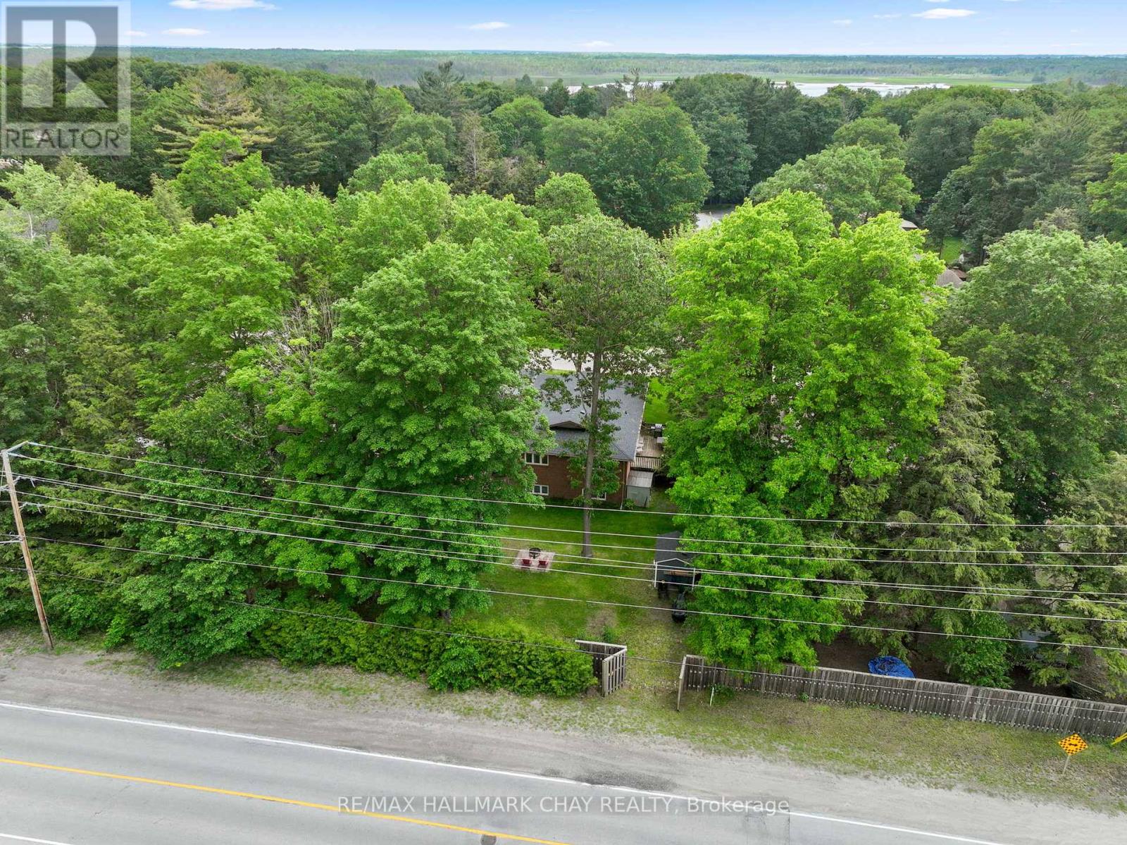20 DOWNER CRESCENT - 50