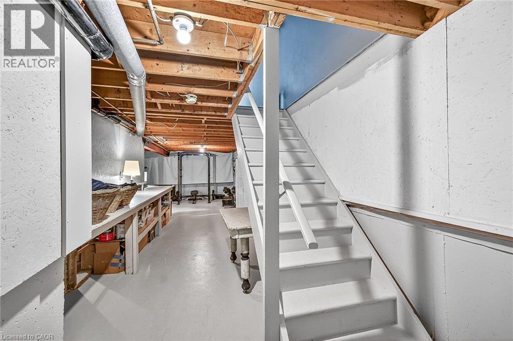 54 Argyle Street South — photo 38