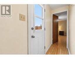 1217 Susan Drive, Beaver Bank, NS B4E2N3 Photo 13
