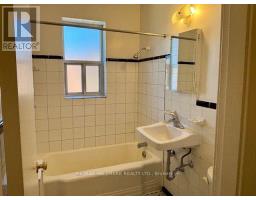305 - 11 Anglesey Boulevard, Toronto, ON M9A3B2 Photo 8