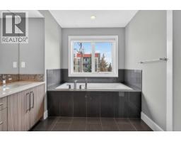 3318 Centre B Street Nw, Calgary, AB T2K0V6 Photo 24