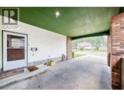 15 Maidstone Place NE - photo 41