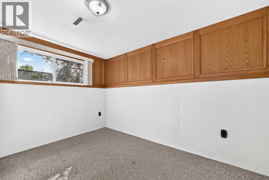 15 Maidstone Place NE - photo 35