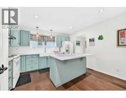 15 Maidstone Place NE - photo 7