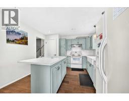 15 Maidstone Place NE - photo 5