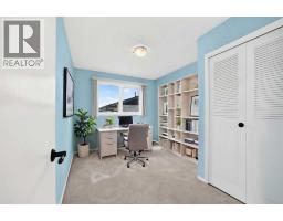 15 Maidstone Place NE - photo 20