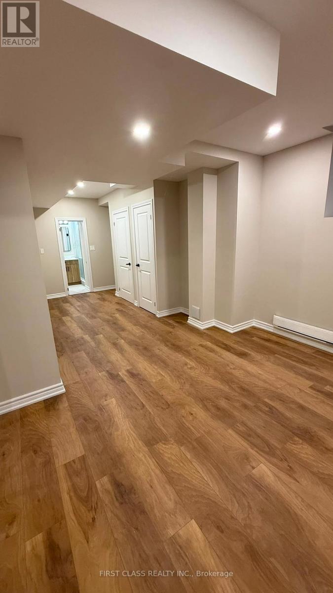 49 Mountainside Crescent — photo 30
