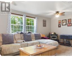 Laundry room - 61 Jenks Avenue, Parrsboro, NS B0M1S0 Photo 16