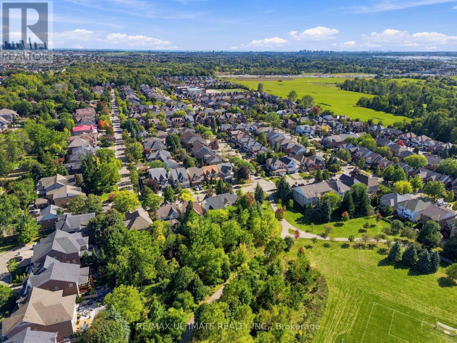6926 EARLY SETTLER ROW - 38