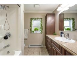 273 Ch. De La Colonie, Val Des Monts, QC J8N4A4 Photo 20
