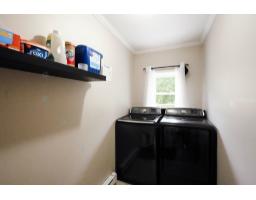 273 Ch. De La Colonie, Val Des Monts, QC J8N4A4 Photo 22