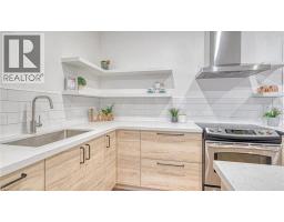 Breakfast - 43 Crooks Street, Hamilton, ON L8R2Z7 Photo 8