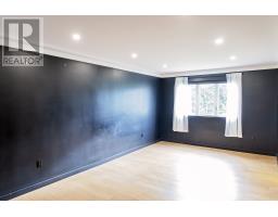 6 Cabot Road thumbnail 16