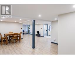 6 Cabot Road thumbnail 29
