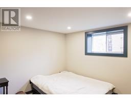 6 Cabot Road thumbnail 32