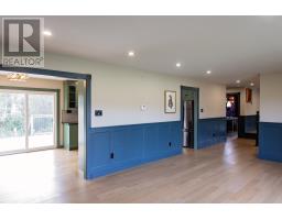 6 Cabot Road thumbnail 6