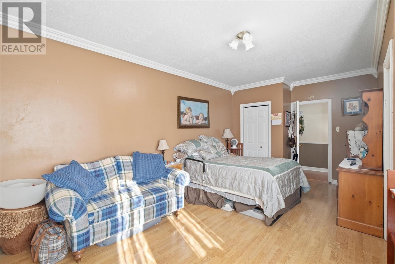 36 Linegar Avenue, photo 14 of 28