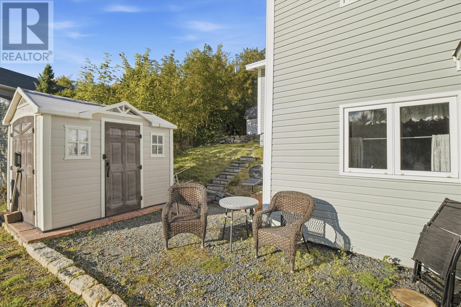 36 Linegar Avenue, photo 16 of 28