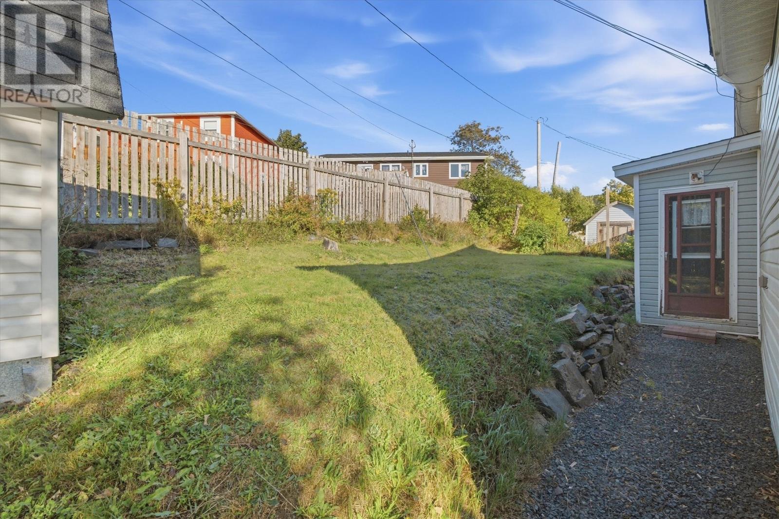 36 Linegar Avenue, photo 17 of 28