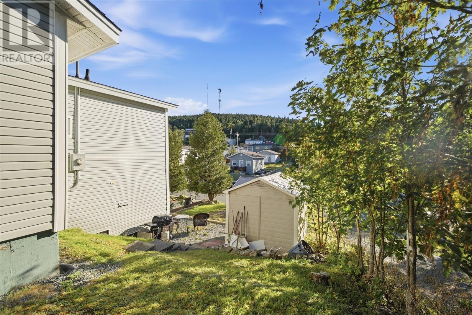 36 Linegar Avenue, photo 18 of 28