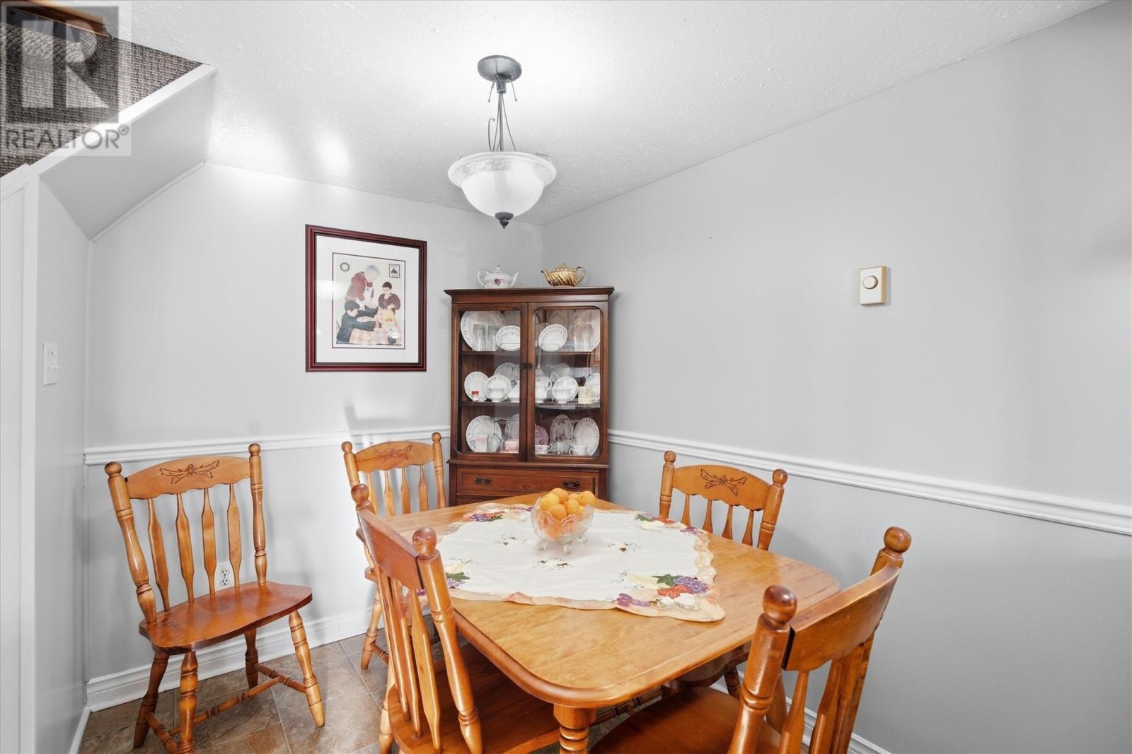 36 Linegar Avenue, photo 8 of 28