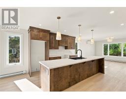 42 Windgap Road thumbnail 13