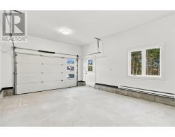 42 Windgap Road thumbnail 4