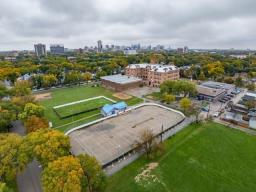 727 Lorette Avenue, Winnipeg, MB R3M1T8 Photo 26