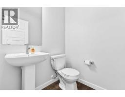 Primary Bedroom - 105, 28 Red Embers Plaza Ne, Calgary, AB T3N2W1 Photo 8