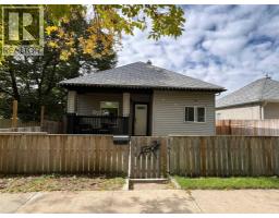 240 20 Street N - photo 1