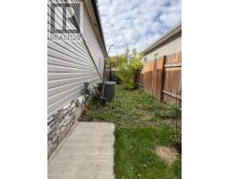 240 20 Street N, Lethbridge, AB T1H3M7 Photo 35