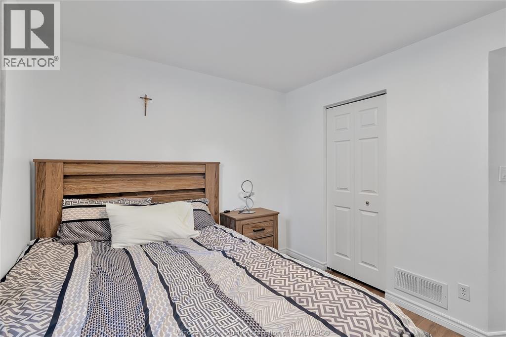 2651 TEEDIE CRESCENT - 25