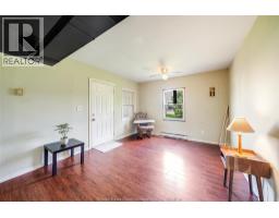 Living room - 5837 Tecumseh Road East, Windsor, ON N8T1E1 Photo 6