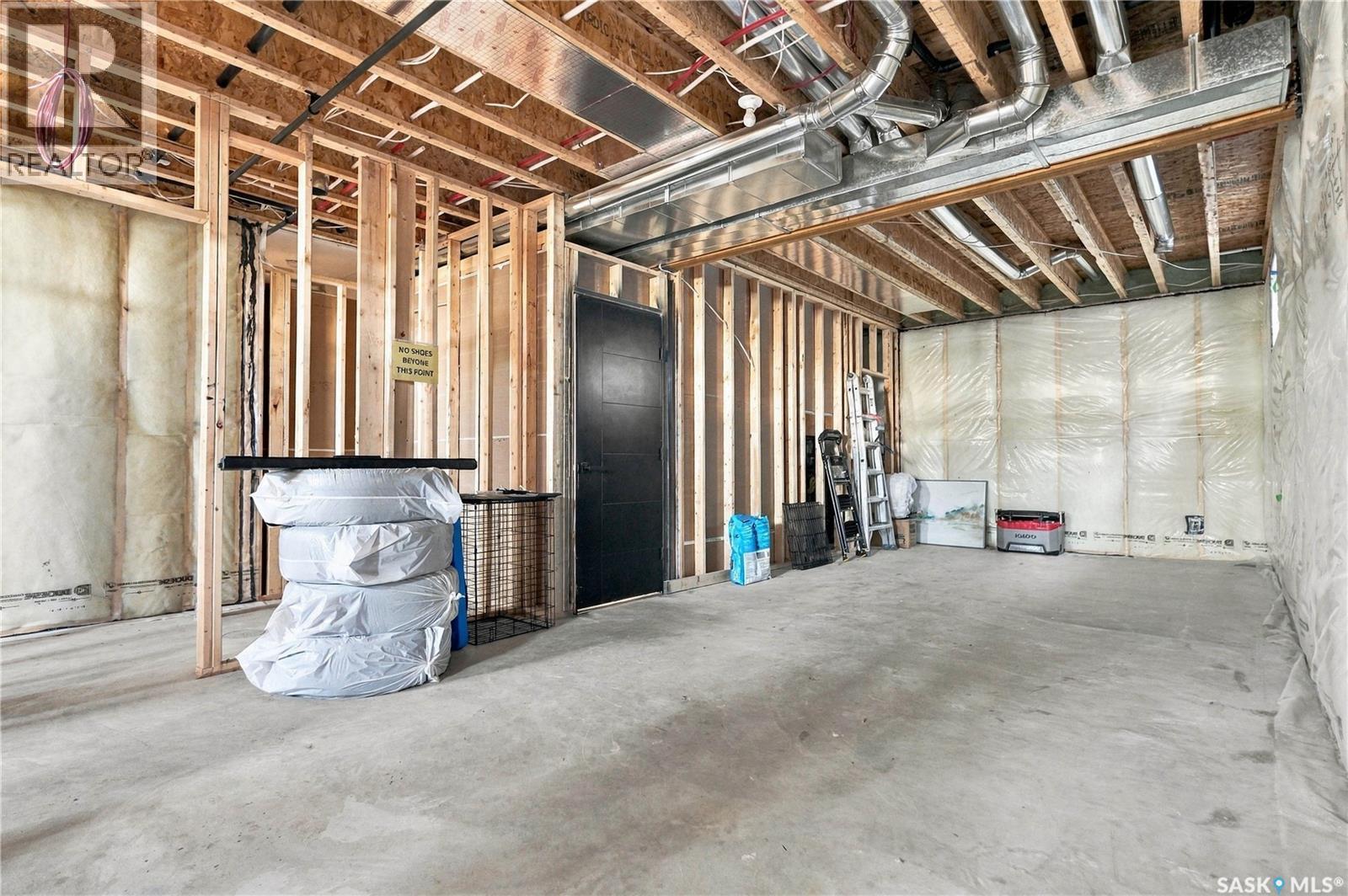 359 McArthur CRESCENT - Image 42