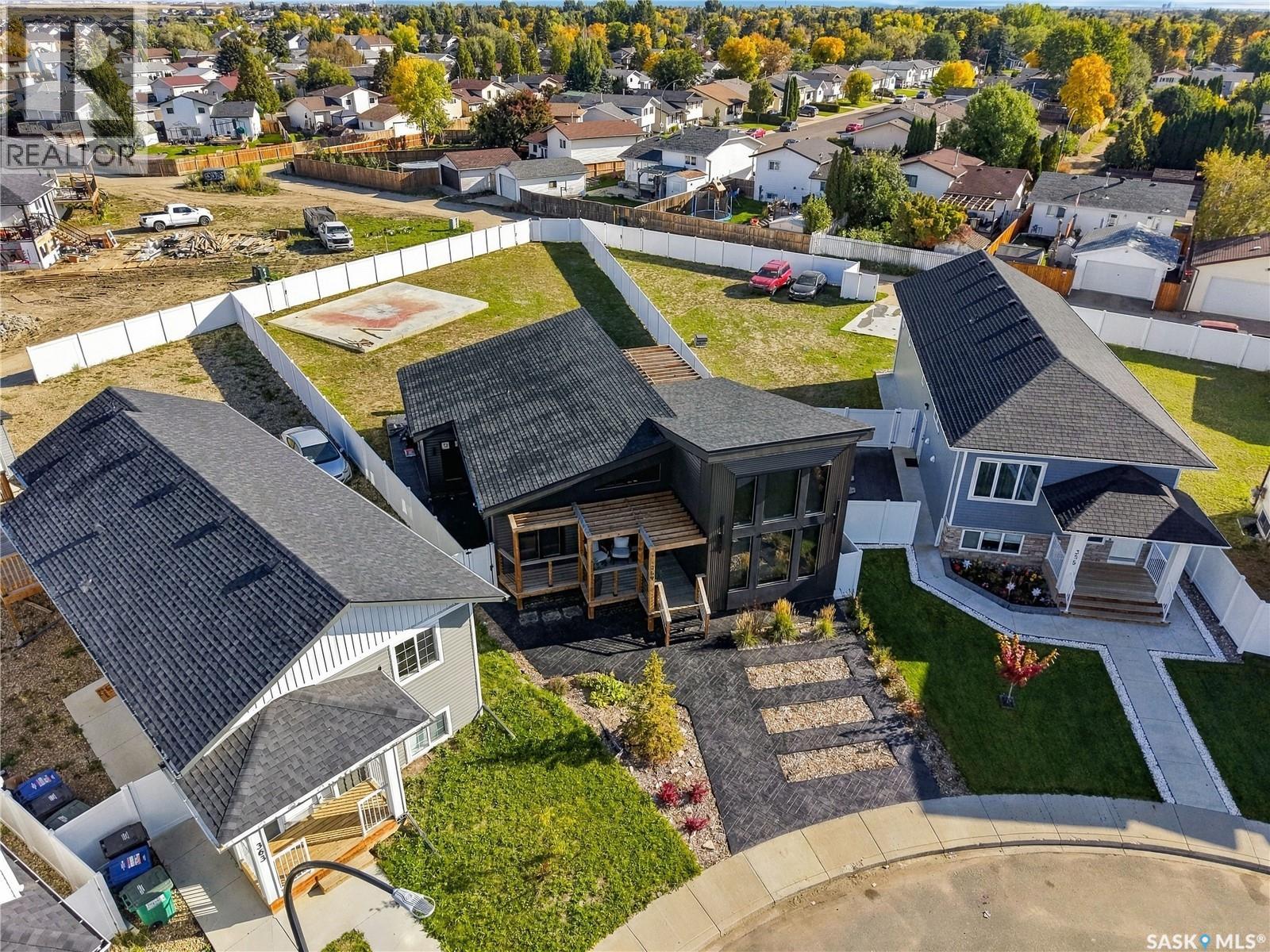 359 McArthur CRESCENT - Image 56