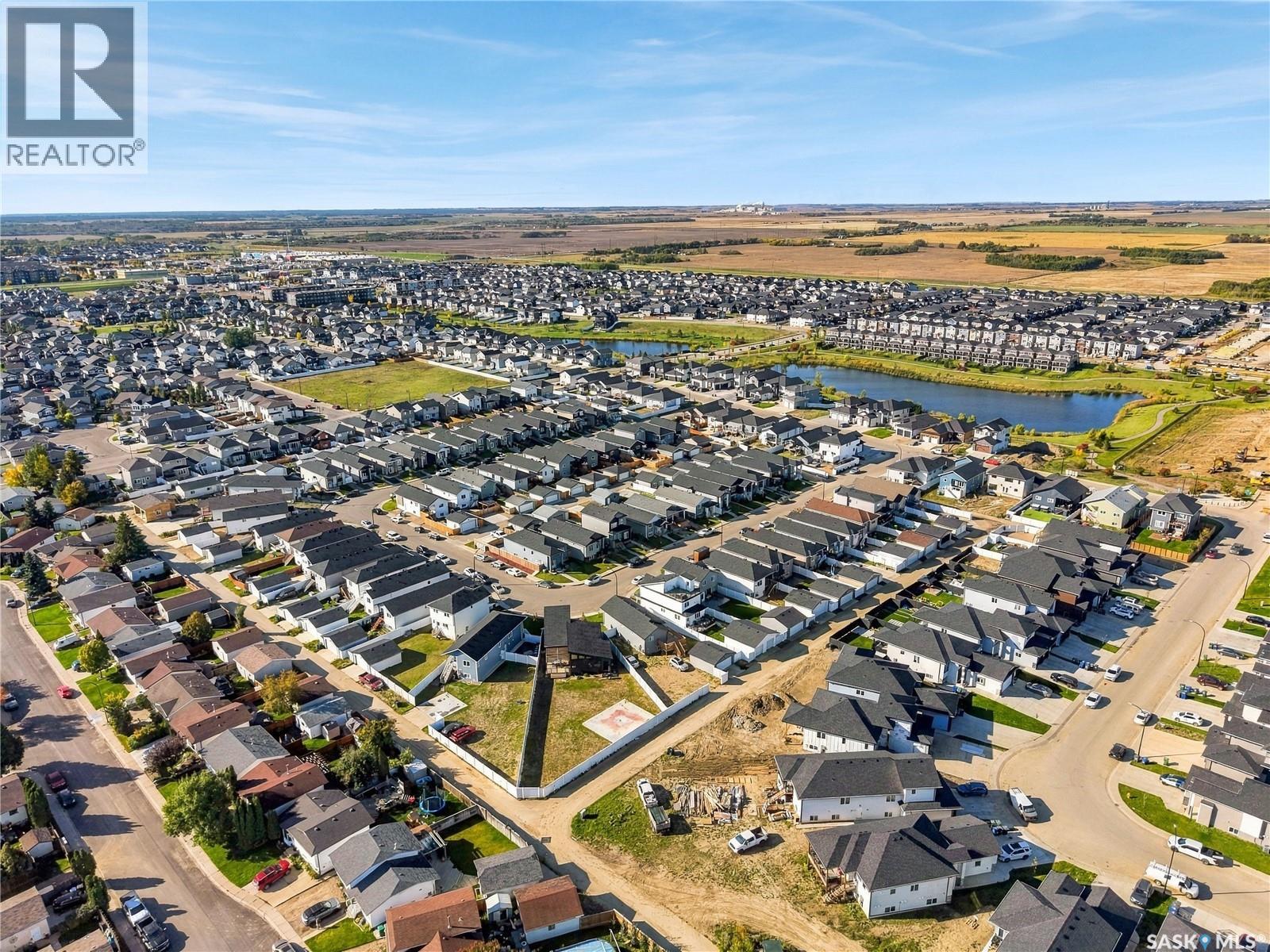 359 McArthur CRESCENT - 63